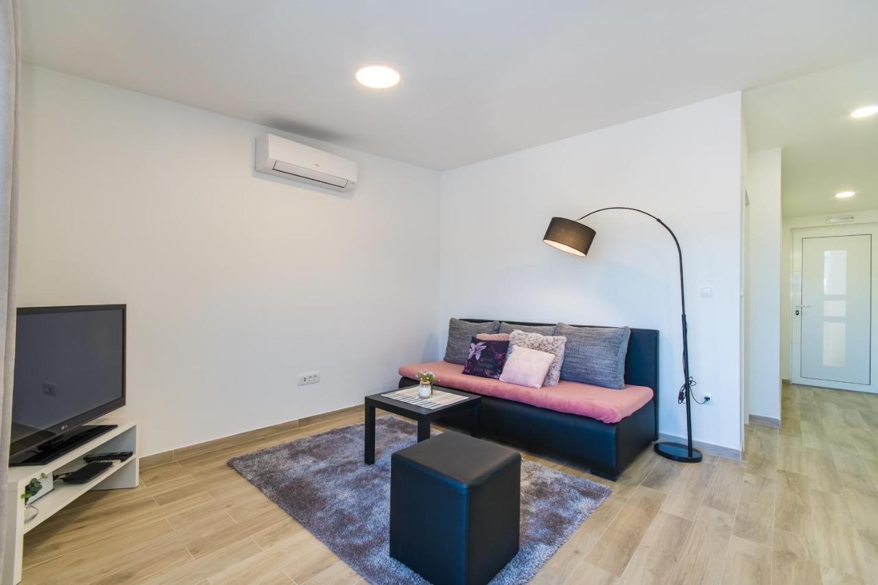 Apartment Finta Rogotin Extérieur photo