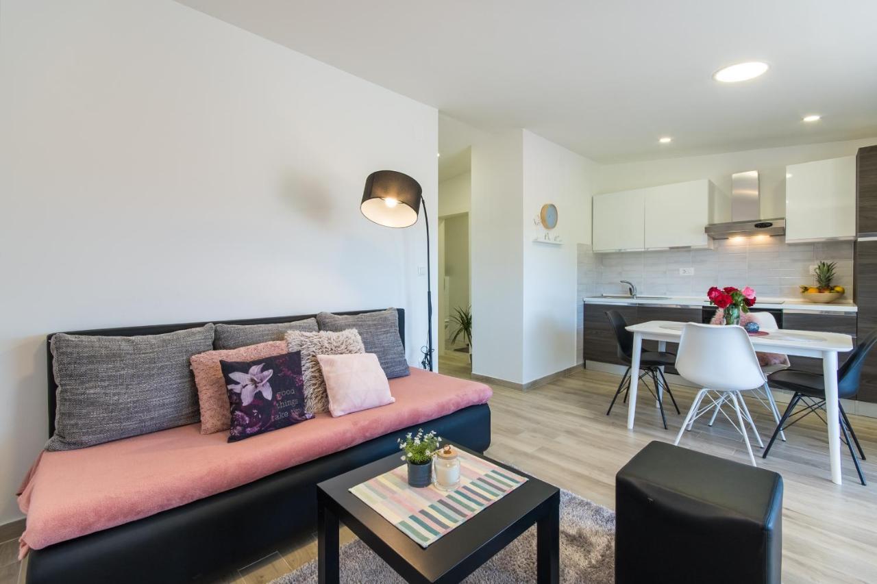 Apartment Finta Rogotin Extérieur photo